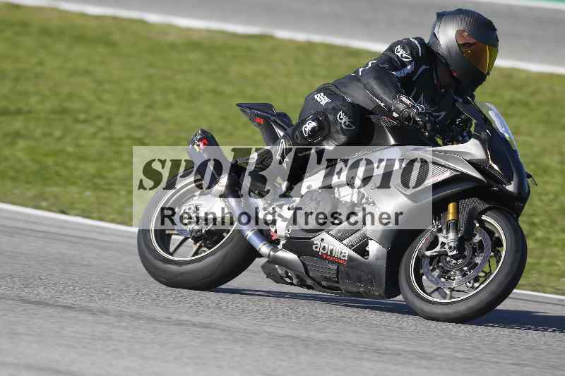 /Archiv-2025/02 28.-31.01.2025 Moto Center Thun Jerez/gruen-green/83